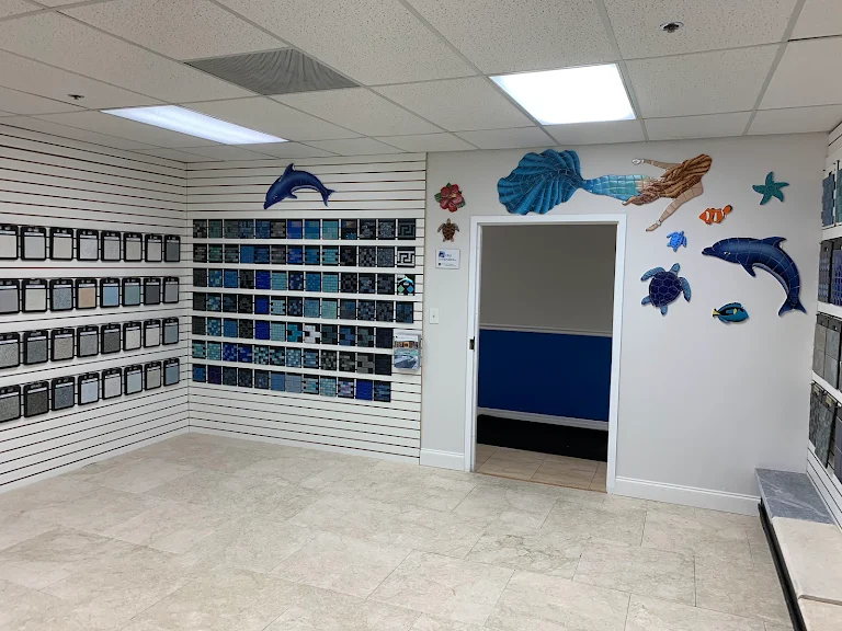 Tile wall display for Florida pool construction